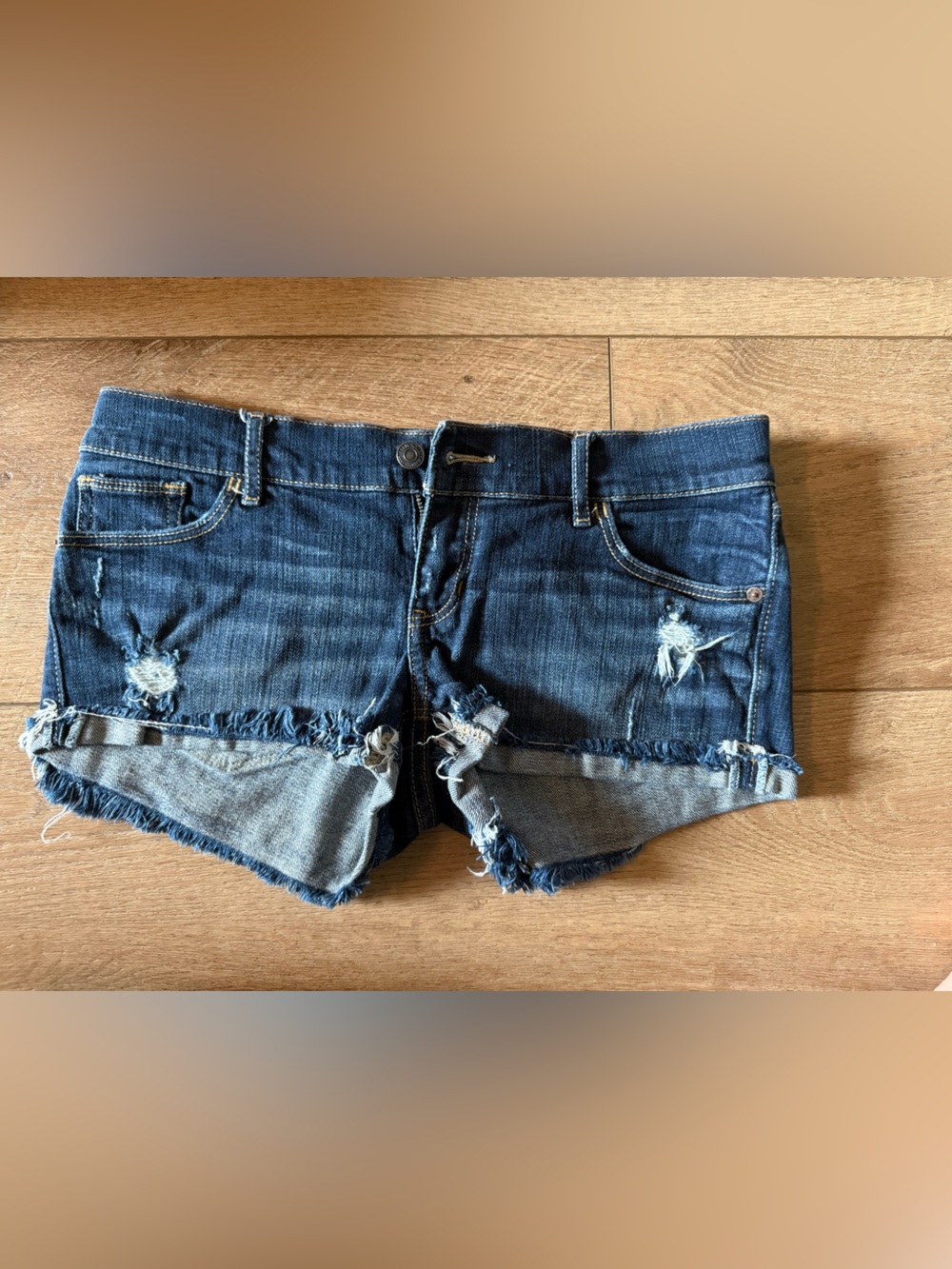 Abercrombie & Fitch Dark Wash Distressed Denim Shorts - size 4/27